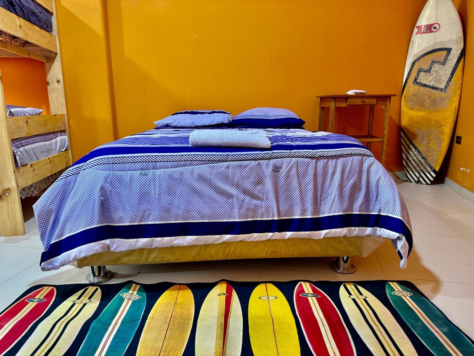 Hotel Family Surf Chicama Malabrigo Exterior foto